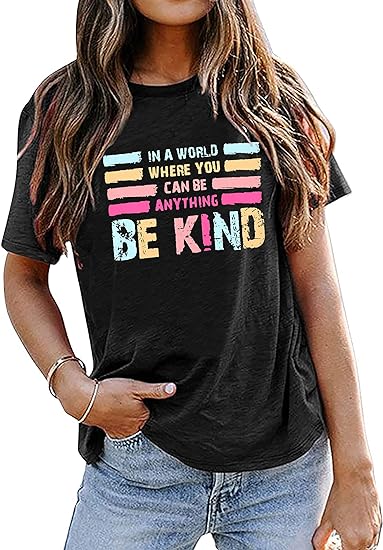 Be Kind  Women's Graphic Tees